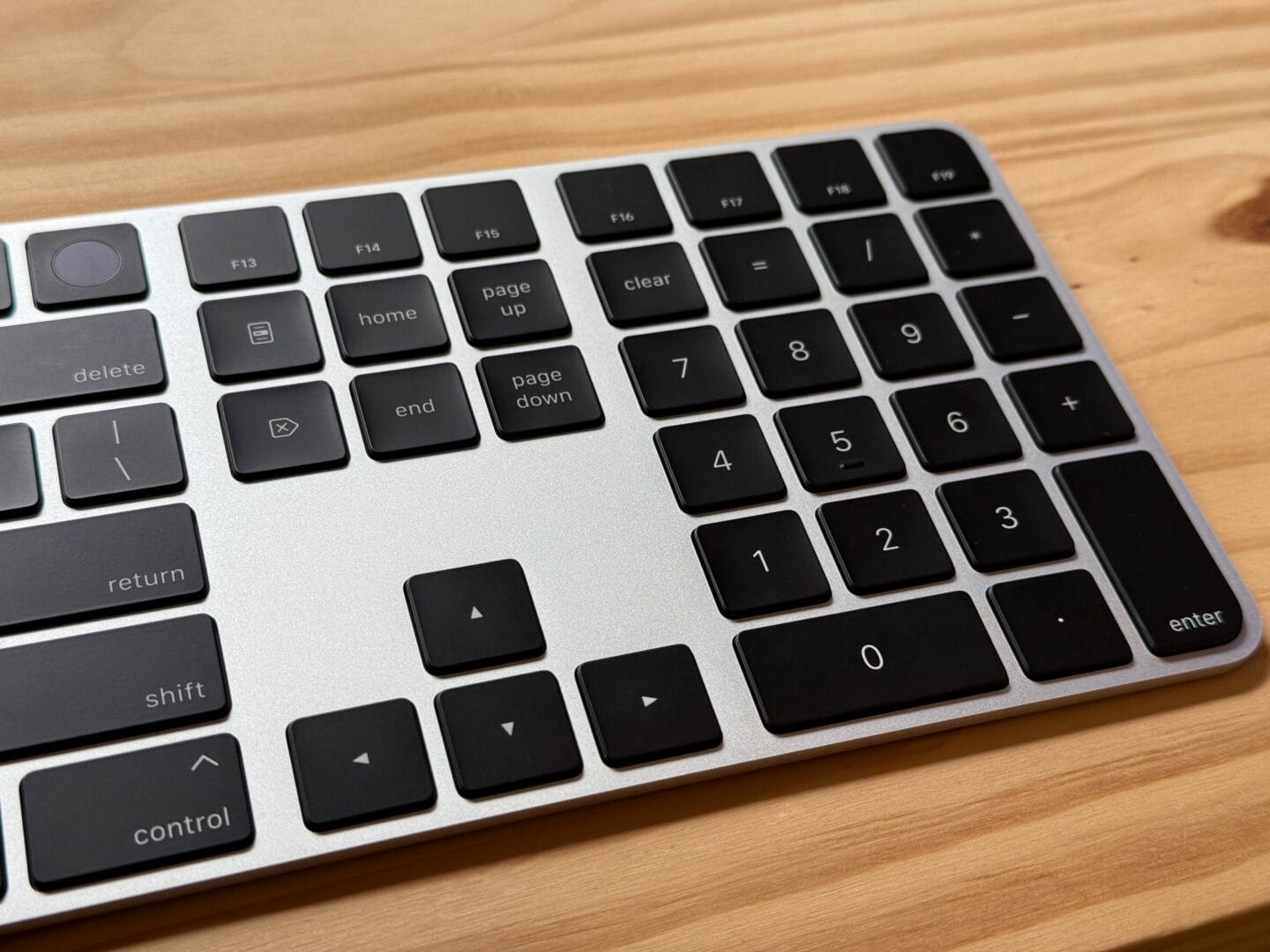 Black Magic Keyboard Number Pad and Arrow Keys Closeup of the Black Magic Keyboard arrow keys and number pad.