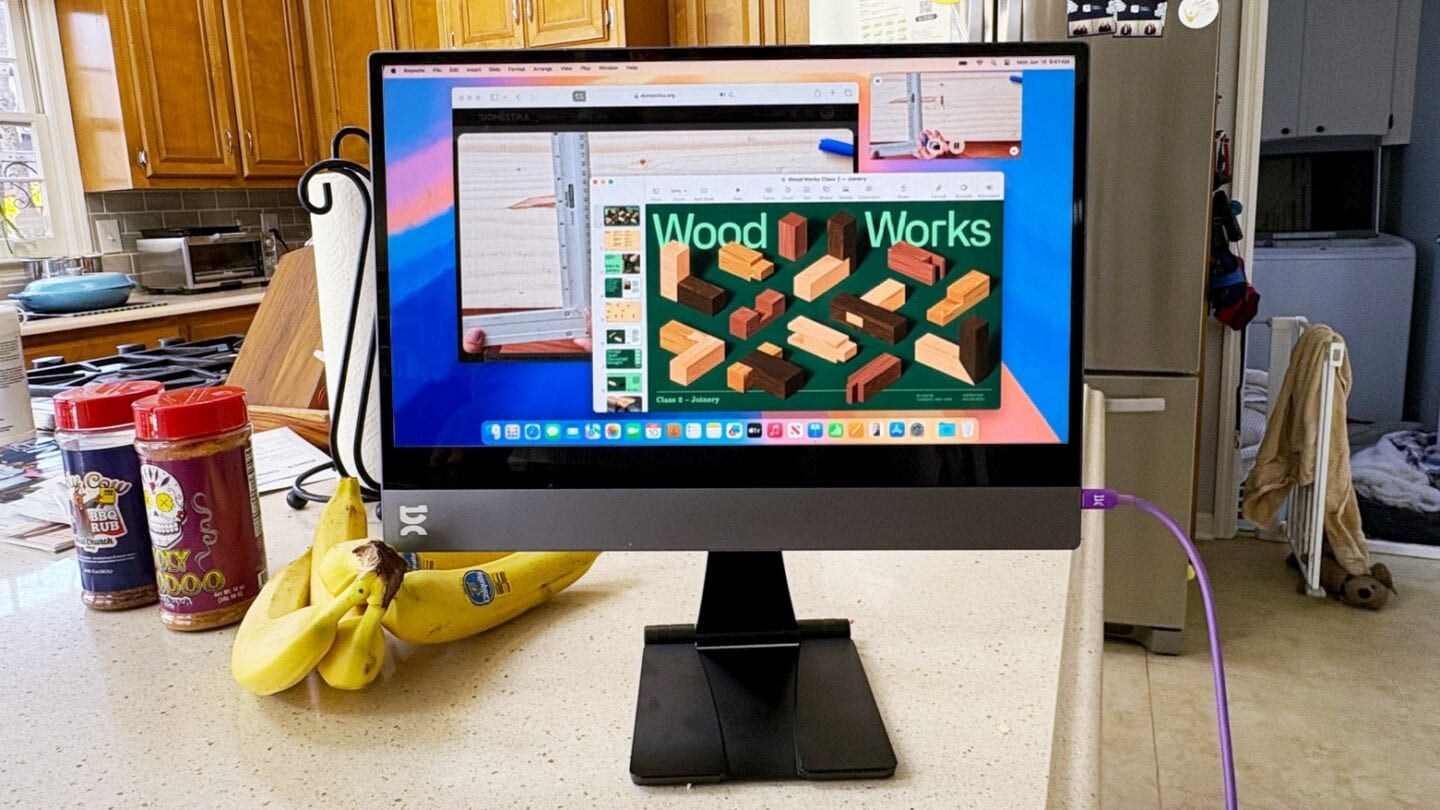 Espresso Display 15 in use espresso Display 15 in use