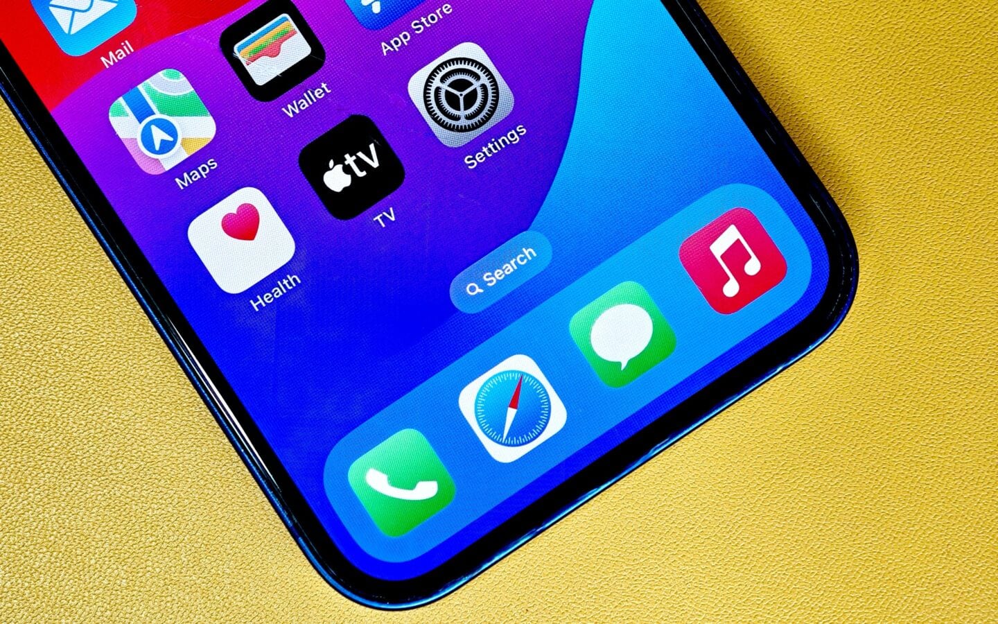 Ios18 safari dock Safari app shortcut on iOS 18 dock