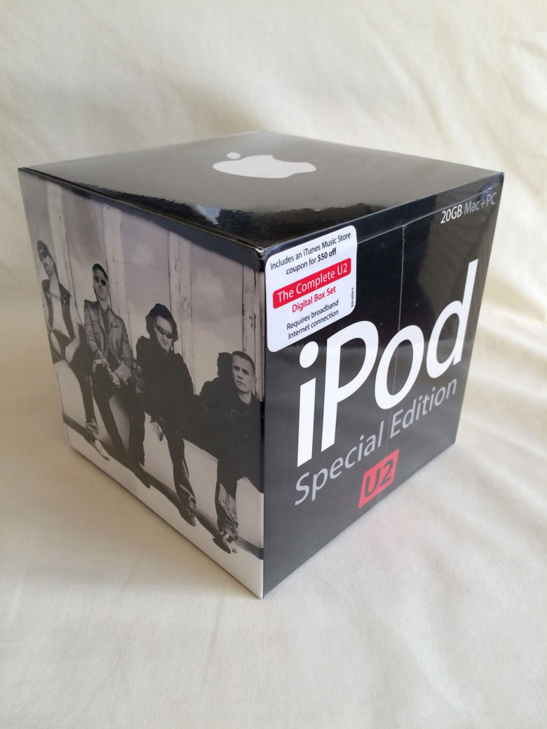 IPod_Nick001web 780x1040 20GB U2 Special Edition iPod Classic