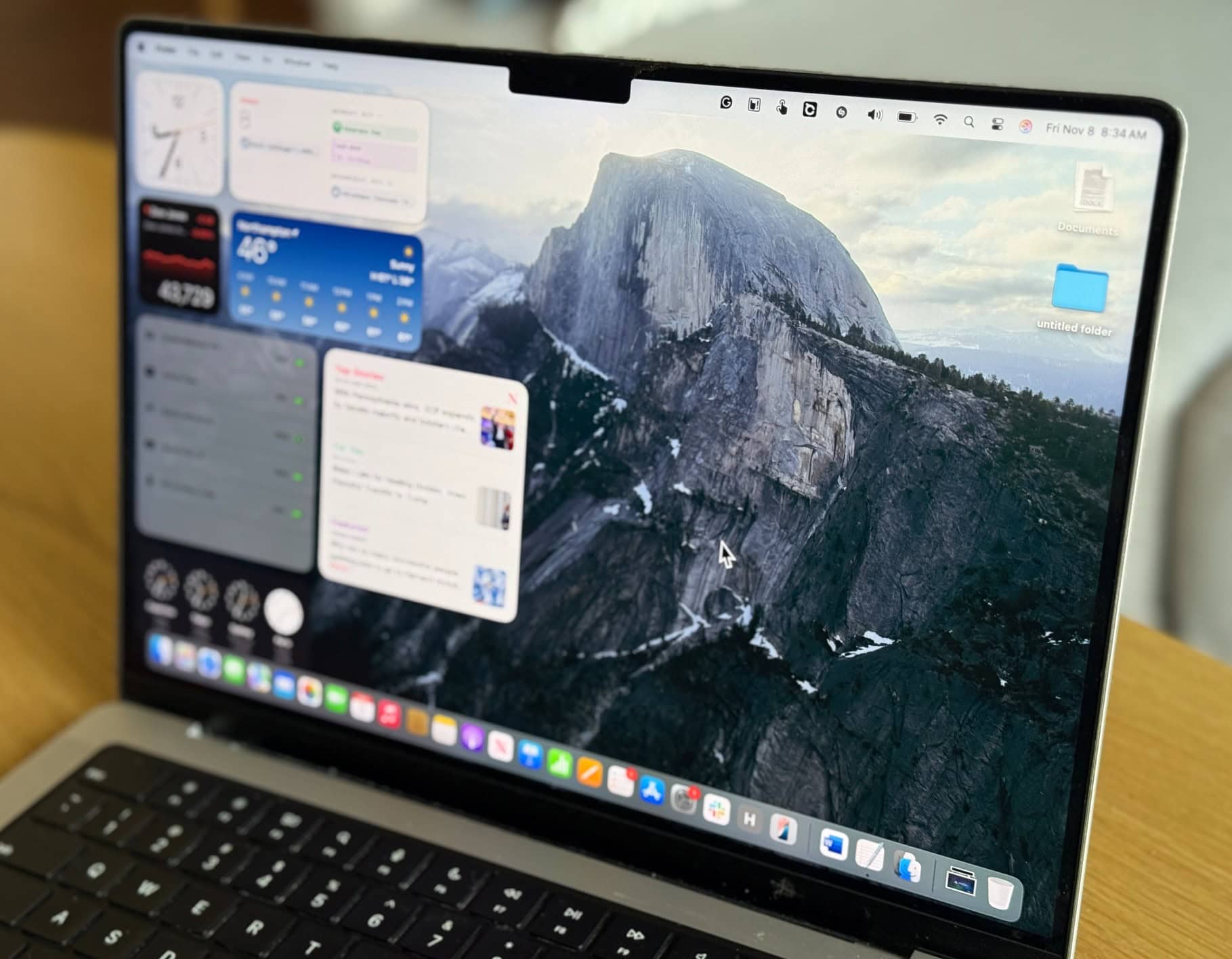 M1 Pro MacBook Pro display M1 Pro MacBook Pro display