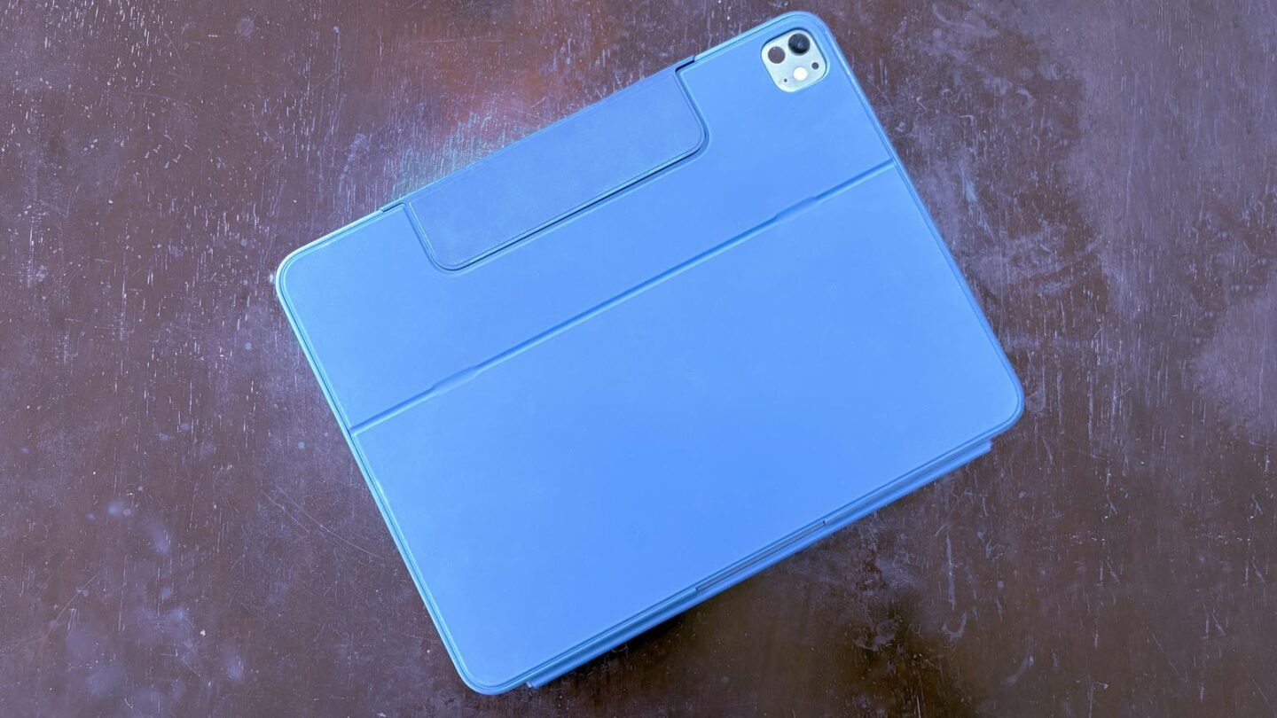 OtterBox Statement Series Studio iPad case OtterBox Statement Series Studio iPad case