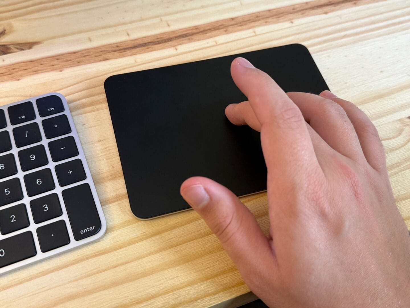 Swiping on Black Magic Trackpad Swiping on the black Magic Trackpad