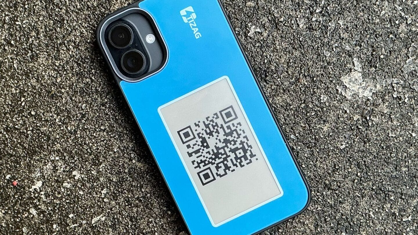 Easily put a QR code on your iPhone case Easily put a QR code on your Tizag iPhone case